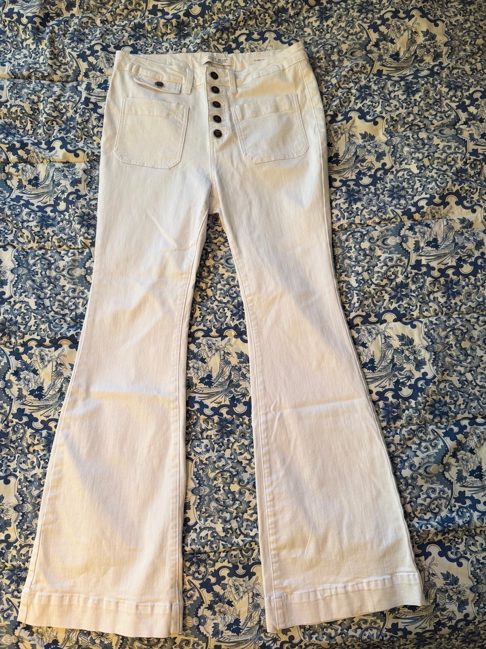 Judy Blue White High-Rise Button-Fly Flared Jeans